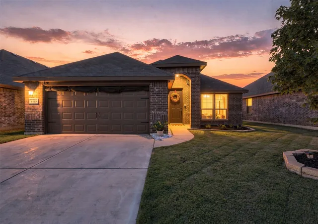 Photo 2 of Single family home for sale at 4153 Mountain Meadow Rd, Crowley, TX 76036 | MLS# 21384457 | Listing updated on 2026-09-14
