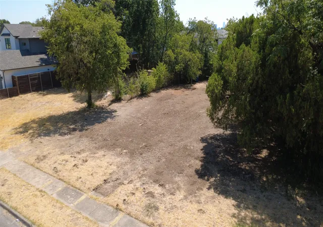 Photo 1 of Land for sale at 4802 Cowan, Dallas, TX 75209 | MLS# 21384598 | Listing updated on 2026-09-15