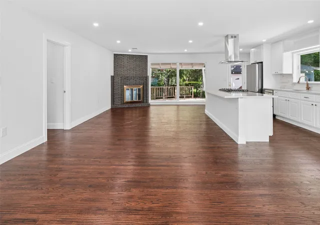 Photo 4 of Single family home for sale at 6615 Ridgemont Dr, Dallas, TX 75214 | MLS# 21384395 | Listing updated on 2026-10-03
