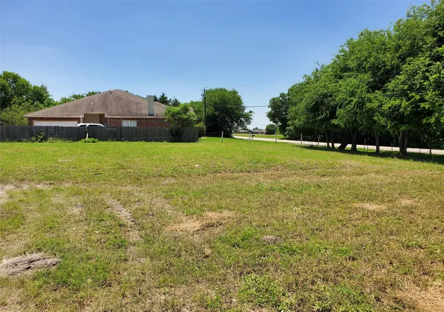 Photo 2 of Land for sale at 800 Terrace Dr, De Soto, TX 75115 | MLS# 21384613 | Listing updated on 2026-09-12