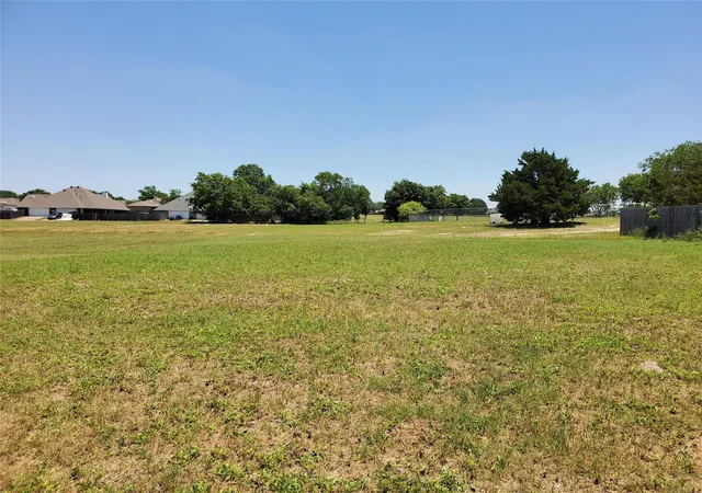 Photo 3 of Land for sale at 800 Terrace Dr, De Soto, TX 75115 | MLS# 21384613 | Listing updated on 2026-09-12