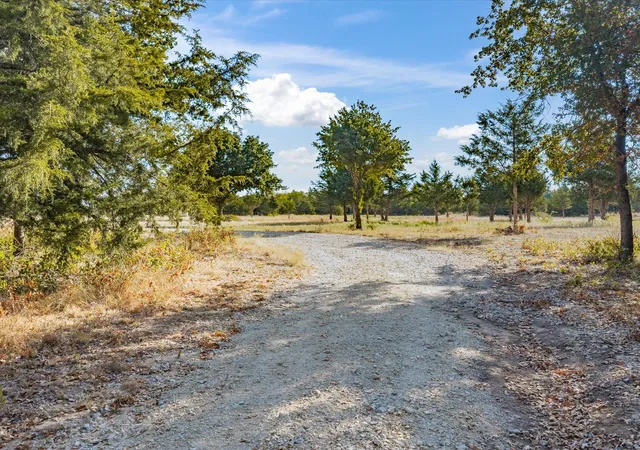 Photo 3 of Land for sale at 7832 Us Hwy 287, Bowie, TX 76230 | MLS# 21383590 | Listing updated on 2026-09-15