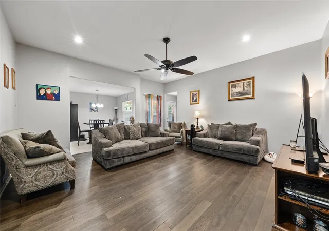 Photo 2 of Sale Pending at 620 Apple Cross Ct, Robinson, TX 76706 | MLS# 21384596 | Listing updated on 2026-10-05