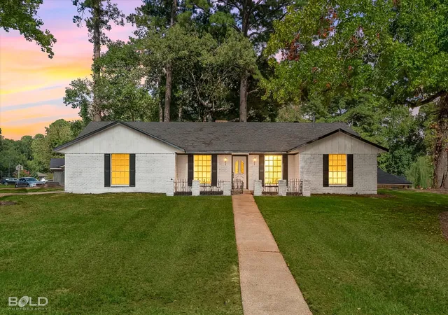 Photo 1 of Single family home for sale at 3212 Deerfield Dr, Haughton, LA 71037 | MLS# 21384617 | Listing updated on 2026-10-05