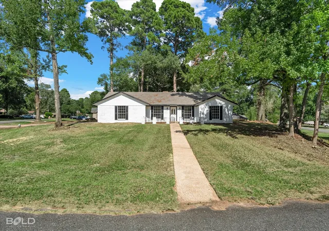 Photo 2 of Single family home for sale at 3212 Deerfield Dr, Haughton, LA 71037 | MLS# 21384617 | Listing updated on 2026-10-05