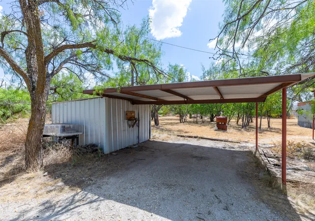 Photo 3 of Manufactured home for sale at 1186 Private Rd 2431, Clyde, TX 79510 | MLS# 21384106 | Listing updated on 2026-09-12