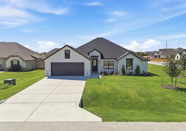 Photo 1 of Single family home for sale at 11617 Birman Ct, Godley, TX 76044 | MLS# 21377629 | Listing updated on 2026-09-12
