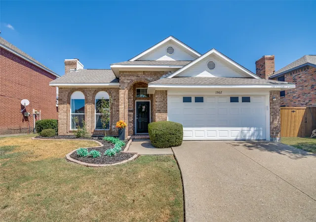 Photo 1 of Single family home for sale at 1562 Shalfont Ln, Garland, TX 75040 | MLS# 21383239 | Listing updated on 2026-09-13