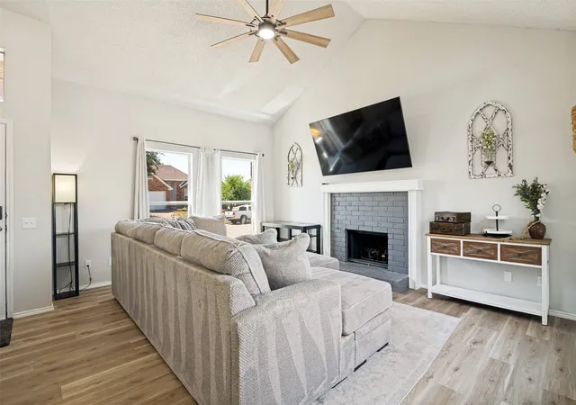 Photo 4 of Single family home for sale at 1562 Shalfont Ln, Garland, TX 75040 | MLS# 21383239 | Listing updated on 2026-09-13