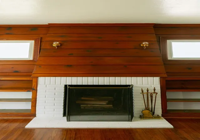 Photo 3 of Single family home for sale at 110 N Briscoe Blvd, Dallas, TX 75211 | MLS# 21384610 | Listing updated on 2026-09-14