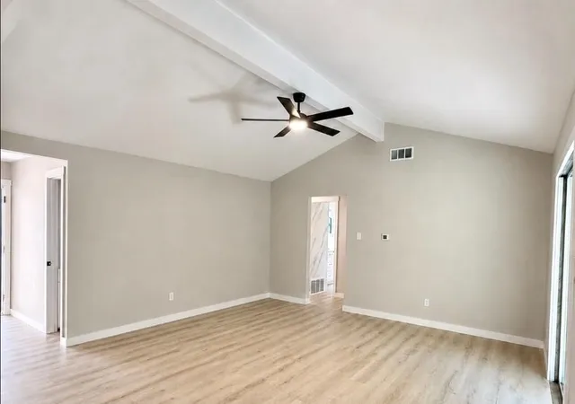 Photo 4 of Single family home for sale at 1221 Greenway Dr, Mesquite, TX 75149 | MLS# 21382469 | Listing updated on 2026-09-14