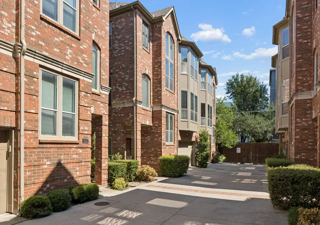 Photo 1 of Townhouse for sale at 3605 Bowser Ct, Dallas, TX 75219 | MLS# 21384308 | Listing updated on 2026-09-14