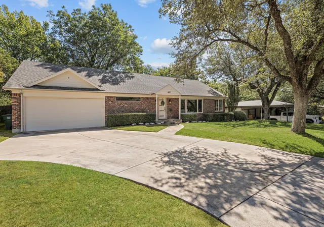 Photo 2 of Single family home for sale at 4017 Piedmont Rd, Fort Worth, TX 76116 | MLS# 21383792 | Listing updated on 2026-09-15