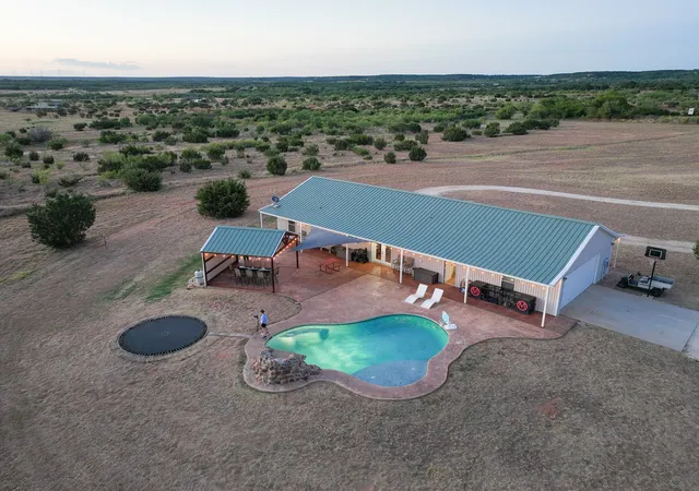 Photo 3 of Sale Pending at 6942 Us Hwy 83, Ovalo, TX 79541 | MLS# 21384286 | Listing updated on 2026-10-02