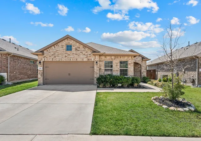 Photo 1 of Single family home for sale at 160 Tanager Dr, Rhome, TX 76078 | MLS# 21373646 | Listing updated on 2026-09-13