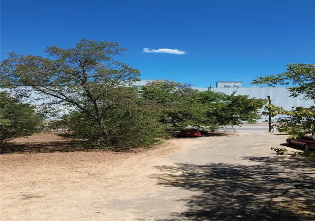 Photo 3 of Land for sale at 1415 S Barry Ave, Dallas, TX 75223 | MLS# 21384691 | Listing updated on 2026-09-14