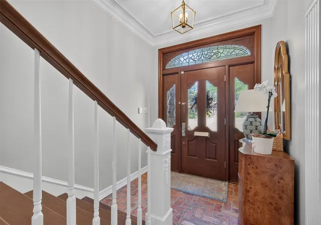 Photo 3 of Single family home for sale at 5809 Fairfield Ave, Shreveport, LA 71106 | MLS# 21384551 | Listing updated on 2026-09-12