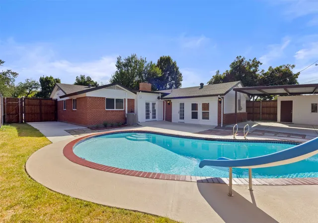 Photo 2 of Single family home for sale at 1917 Provincetown Ln, Richardson, TX 75080 | MLS# 21374210 | Listing updated on 2026-09-12