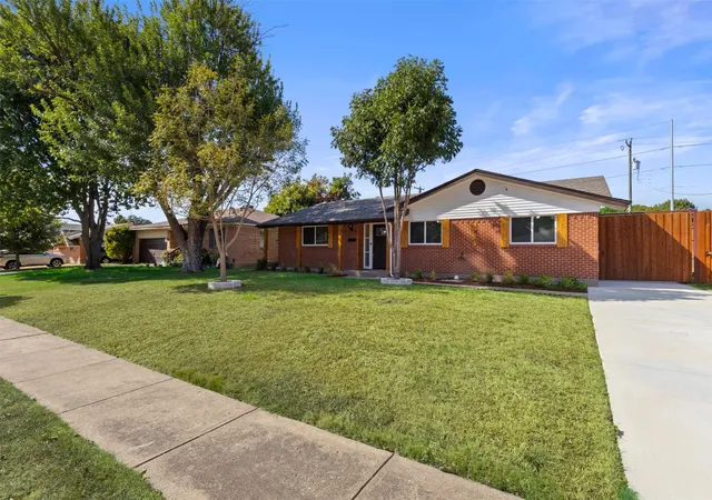 Photo 34 of Single family home for sale at 1917 Provincetown Ln, Richardson, TX 75080 | MLS# 21374210 | Listing updated on 2026-09-12