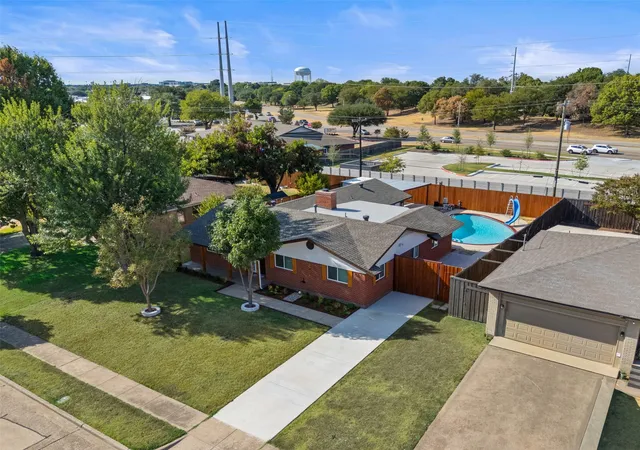 Photo 2 of Single family home for sale at 1917 Provincetown Ln, Richardson, TX 75080 | MLS# 21374210 | Listing updated on 2026-09-12