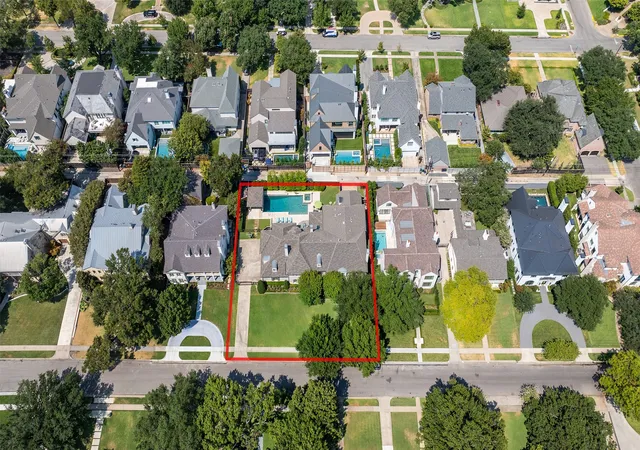 Photo 3 of Mansion for sale at 3516 Wentwood Dr, Dallas, TX 75225 | MLS# 21384218 | Listing updated on 2026-09-15