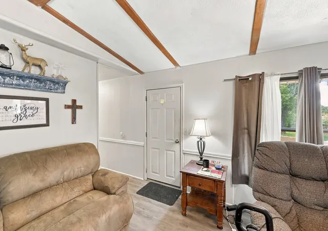 Photo 2 of Manufactured home for sale at 530 An County Rd 154, Palestine, TX 75801 | MLS# 21380237 | Listing updated on 2026-09-12