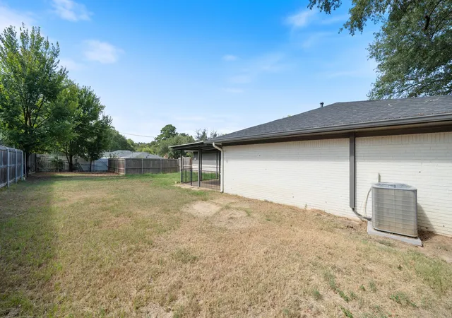 Photo 30 of Single family home for sale at 800 Angie Ln, Athens, TX 75751 | MLS# 21382917 | Listing updated on 2026-09-12