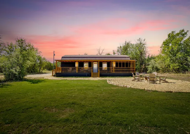 Land for sale at 1274 County Rd 110, Hamilton, TX 76531 | MLS# 21384609
