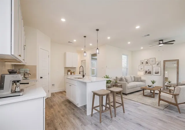 Photo 3 of Single family home for sale at 3830 Colonial, Dallas, TX 75215 | MLS# 21384735 | Listing updated on 2026-09-14