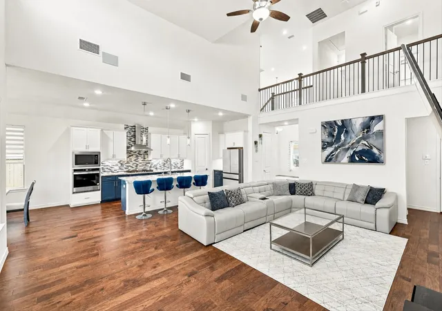 Photo 1 of Single family home for sale at 2812 Dunbar Dr, Justin, TX 76247 | MLS# 21384459 | Listing updated on 2026-09-30