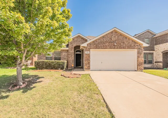 Photo 1 of Single family home for sale at 536 Goldstone Ln, Fort Worth, TX 76131 | MLS# 21384738 | Listing updated on 2026-09-12