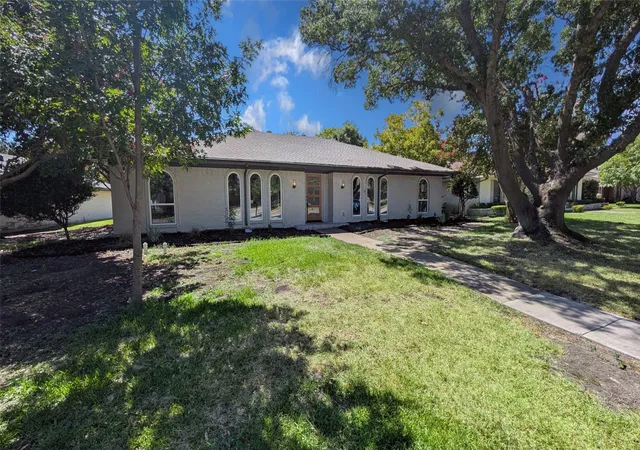 Photo 2 of Single family home for sale at 3024 Creekbend Dr, Plano, TX 75075 | MLS# 21384337 | Listing updated on 2026-09-12