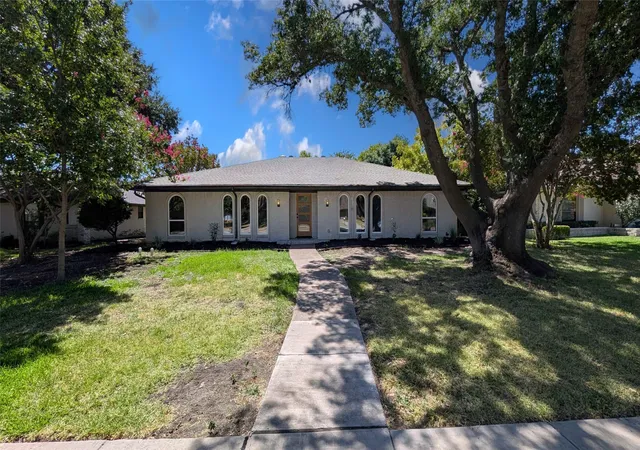 Photo 3 of Single family home for sale at 3024 Creekbend Dr, Plano, TX 75075 | MLS# 21384337 | Listing updated on 2026-09-12