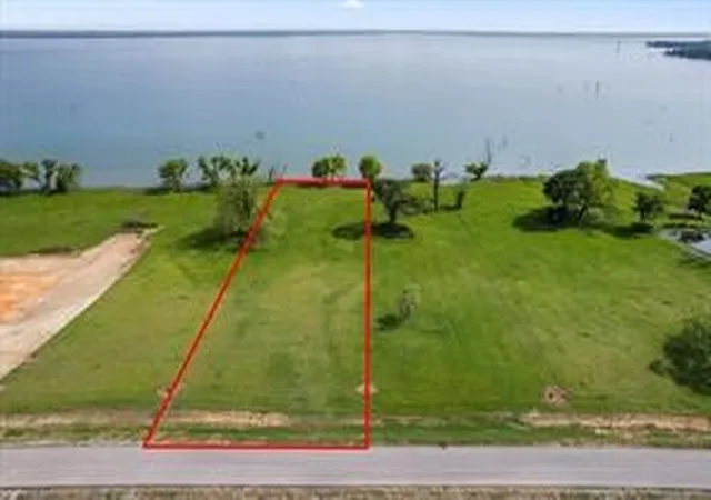 Photo 1 of Land for sale at Lot 15 Triangle Shrs Dr, Corsicana, TX 75109 | MLS# 21382562 | Listing updated on 2026-09-14