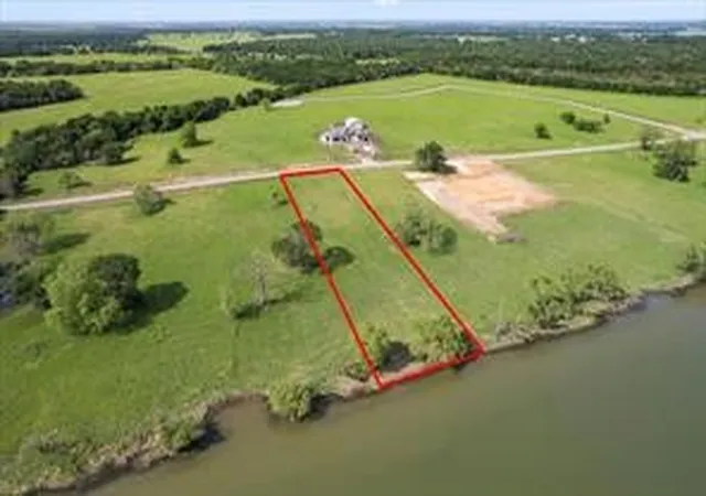 Photo 3 of Land for sale at Lot 15 Triangle Shrs Dr, Corsicana, TX 75109 | MLS# 21382562 | Listing updated on 2026-09-14