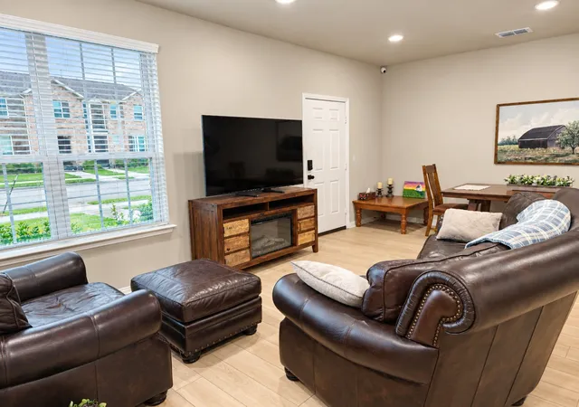 Photo 2 of Townhouse for sale at 3722 Malibu Dr, Sherman, TX 75090 | MLS# 21380948 | Listing updated on 2026-09-12