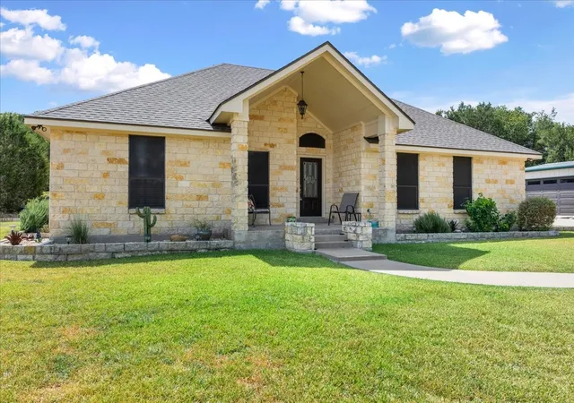Photo 1 of Single family home for sale at 1110 W 23rd Street, Clifton, TX 76634 | MLS# 21362051 | Listing updated on 2026-09-12