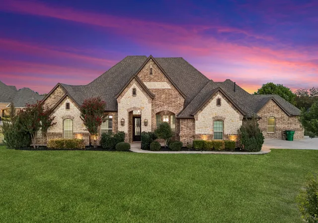 Photo 1 of Single family home for sale at 212 W Aurora Vista Trl, Aurora, TX 76078 | MLS# 21383087 | Listing updated on 2026-10-07