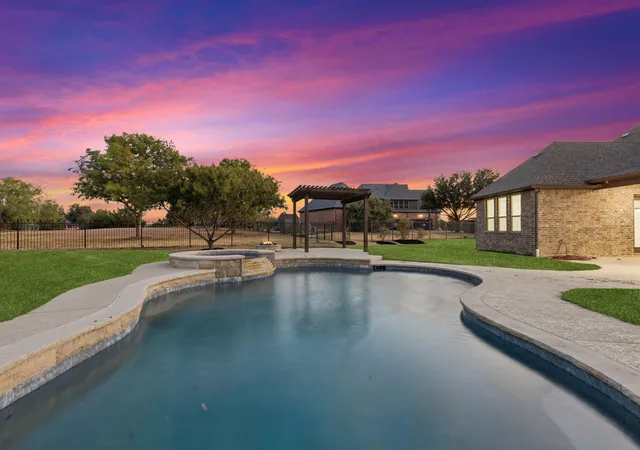 Photo 2 of Single family home for sale at 212 W Aurora Vista Trl, Aurora, TX 76078 | MLS# 21383087 | Listing updated on 2026-10-07