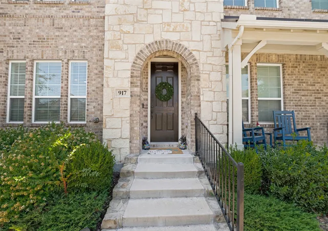 Photo 2 of Townhouse for sale at 917 Utica Dr, Mc Kinney, TX 75069 | MLS# 21384853 | Listing updated on 2026-09-12
