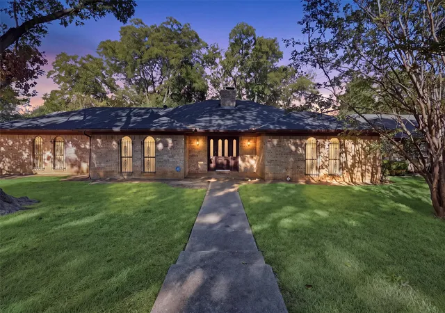 Photo 1 of Single family home for sale at 6437 Suncrest Ct, North Richland Hills, TX 76180 | MLS# 21384347 | Listing updated on 2026-09-14
