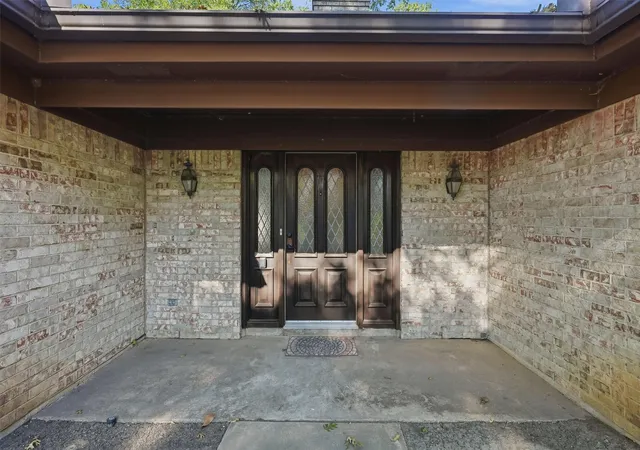 Photo 4 of Single family home for sale at 6437 Suncrest Ct, North Richland Hills, TX 76180 | MLS# 21384347 | Listing updated on 2026-09-14