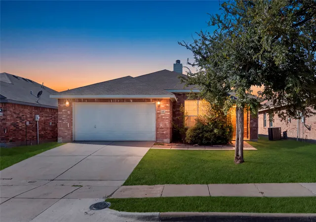 Photo 1 of Single family home for sale at 1115 Mule Deer Rd, Forney, TX 75126 | MLS# 21384860 | Listing updated on 2026-09-12