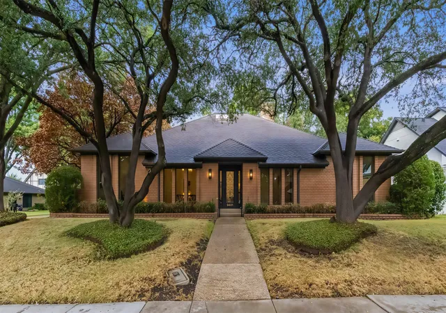 Photo 1 of Sale Pending at 9401 Shady Valley Dr, Dallas, TX 75238 | MLS# 21382593 | Listing updated on 2026-09-22