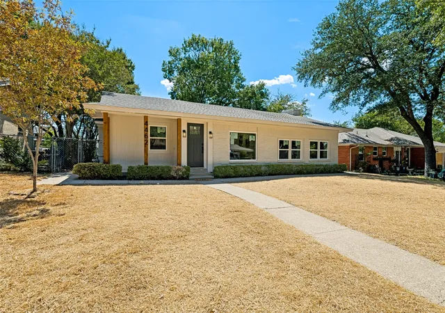 Photo 1 of Single family home for sale at 4462 Preston Cir, Dallas, TX 75211 | MLS# 21384080 | Listing updated on 2026-09-30