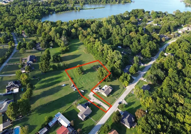 Photo 2 of Land for sale at 104 Chisholm Trl, Waxahachie, TX 75165 | MLS# 21384763 | Listing updated on 2026-09-11