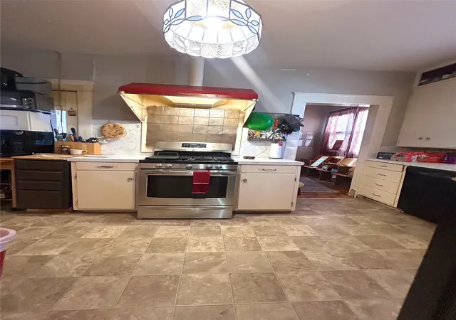 Photo 4 of Single family home for sale at 706 Virginia St, Graham, TX 76450 | MLS# 21384865 | Listing updated on 2026-09-12