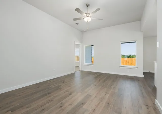Photo 3 of Single family home for sale at 4806 Fillmore Dr, Greenville, TX 75401 | MLS# 21384878 | Listing updated on 2026-09-12