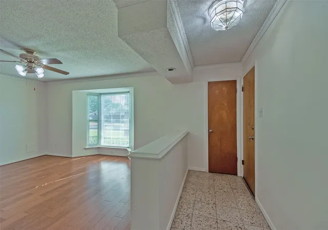 Photo 3 of Condo for sale at 4709 Skillman St #B, Dallas, TX 75206 | MLS# 21382371 | Listing updated on 2026-09-26
