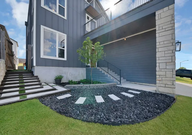 Photo 3 of Single family home for sale at 9037 Quarry Hl Ct, Fort Worth, TX 76179 | MLS# 21384666 | Listing updated on 2026-09-12